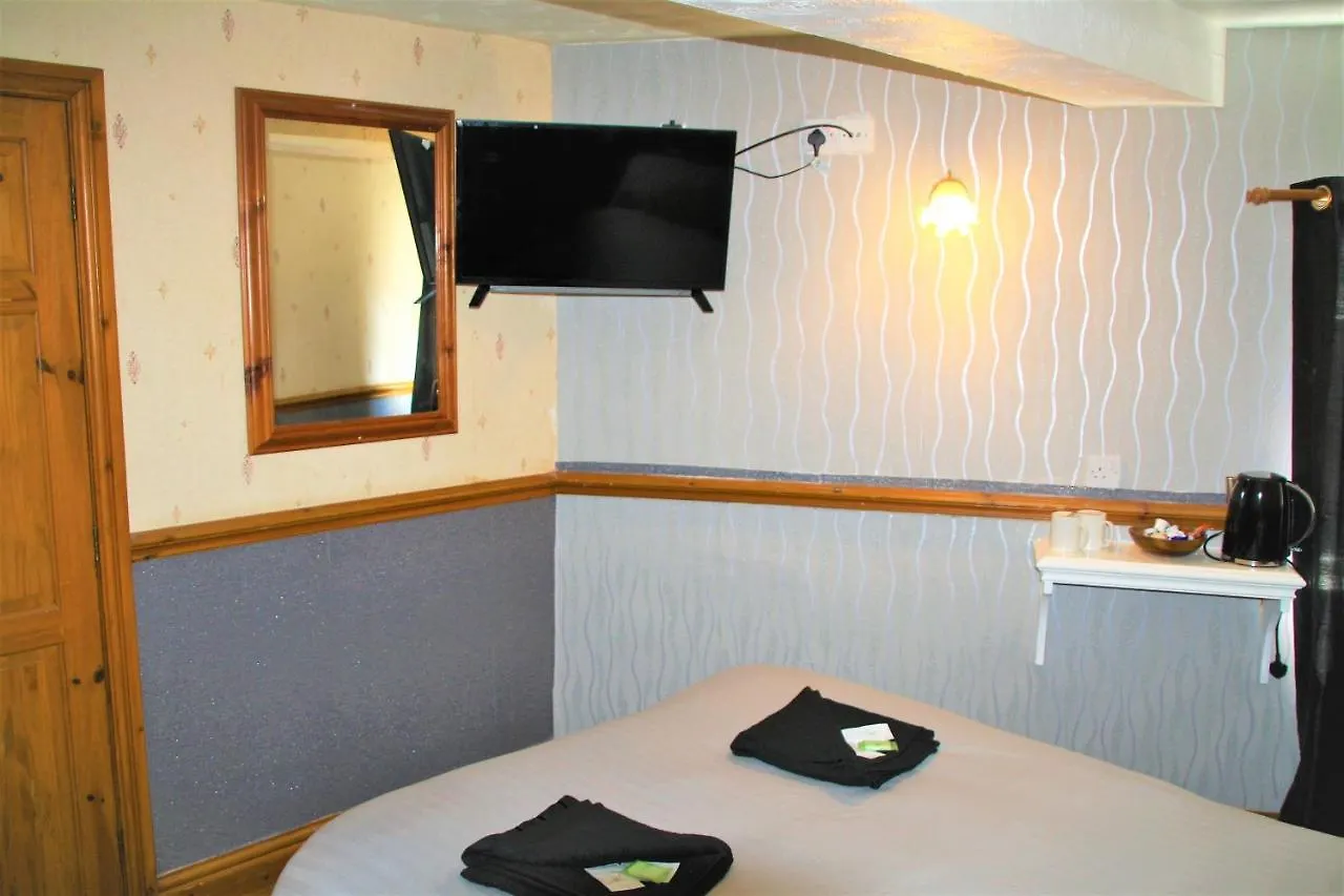 Pine Lodge Hotel Блэкпул