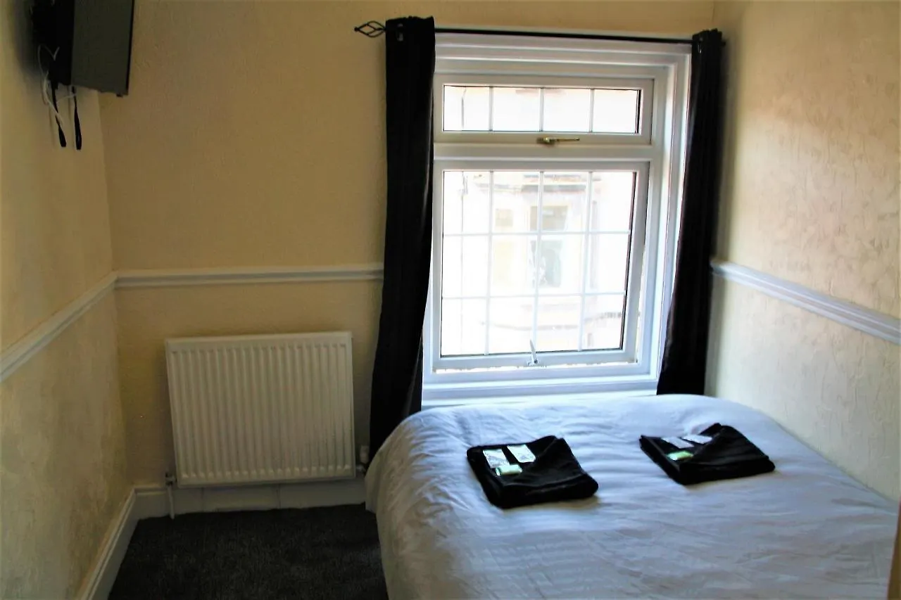Pine Lodge Hotel Blackpool