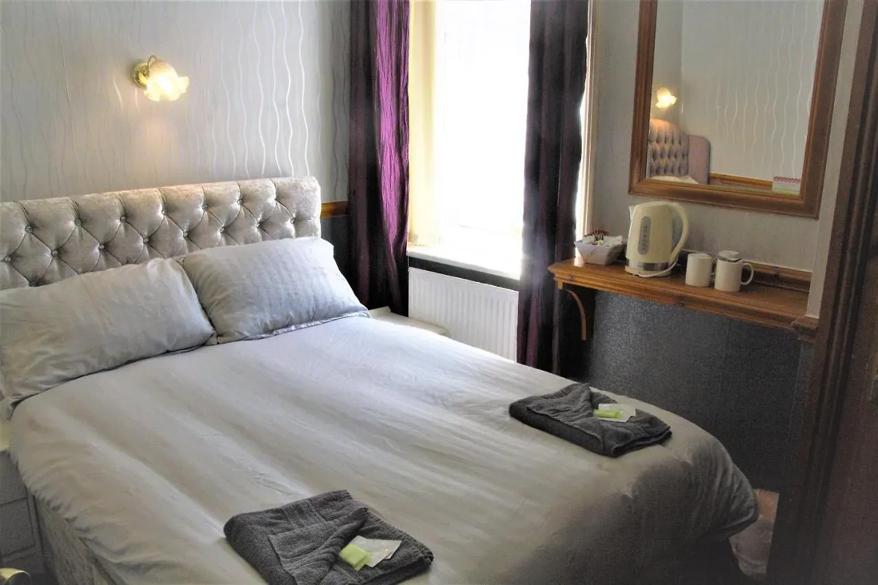 Pine Lodge Hotel Blackpool United Kingdom